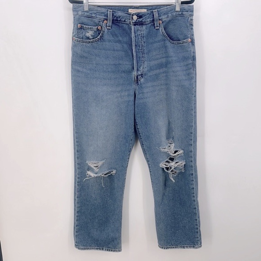 Levi’s Signature High Rise Rib Cage Straight Leg Distressed Jeans - Picture 6 of 13